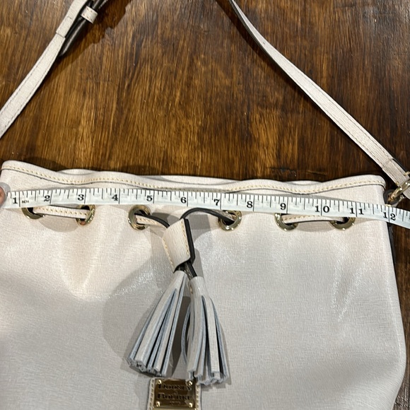 NWOT winter white Dooney and Burke - Picture 7 of 10